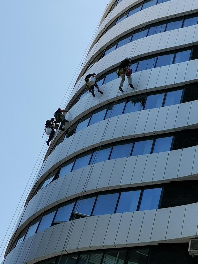 נובי סאד Pupin Palata Business Apartman B5 מראה חיצוני תמונה