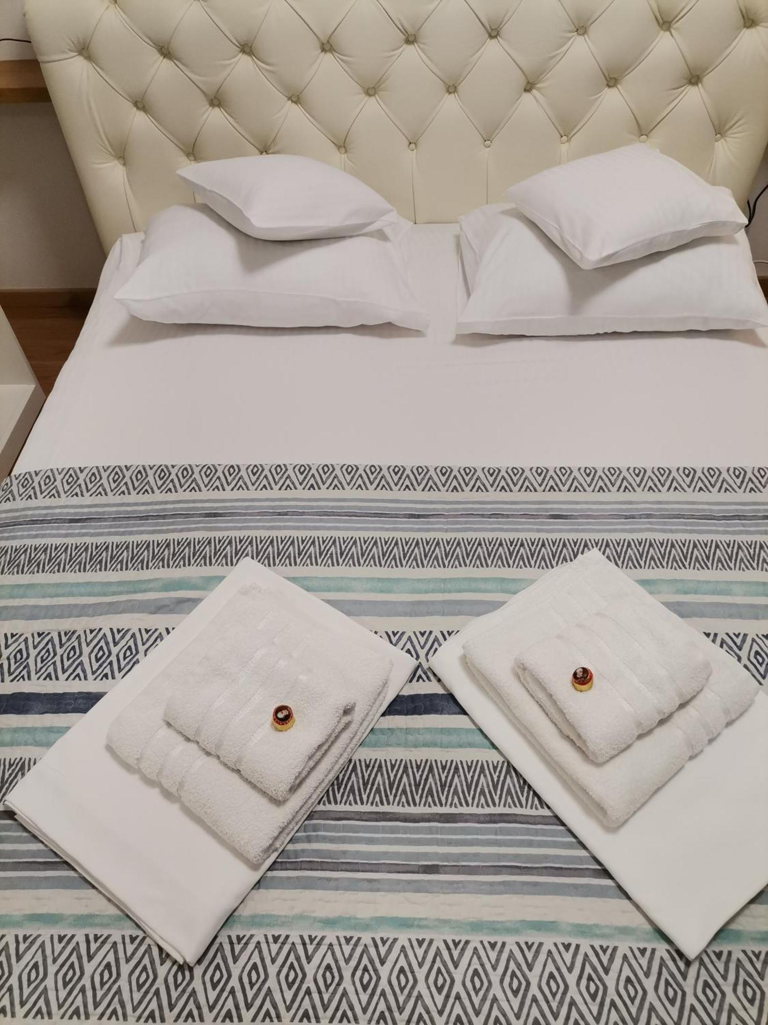 נובי סאד Pupin Palata Business Apartman B5 חדר תמונה